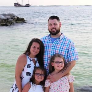 Meet your Posher, Adrienne